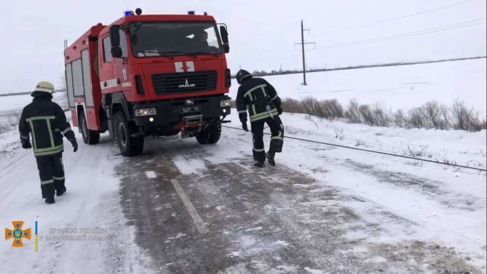 В Запорожской области спасатели оказывают помощь на дорогах (фото)